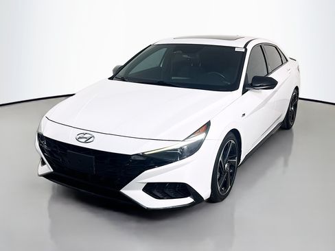 Used 2022 Hyundai Elantra N Line w/ Preferred Accessory Package FWD image 4