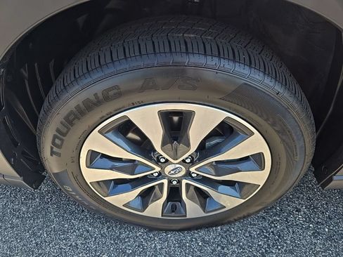 Used 2024 Subaru Outback Limited AWD/4WD image 17