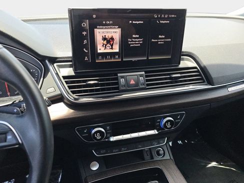 Used 2023 Audi Q5 2.0T Premium w/ Convenience Package AWD/4WD image 26