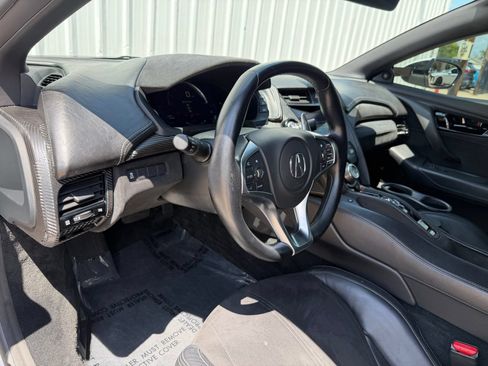 Used 2017 Acura NSX AWD/4WD image 18