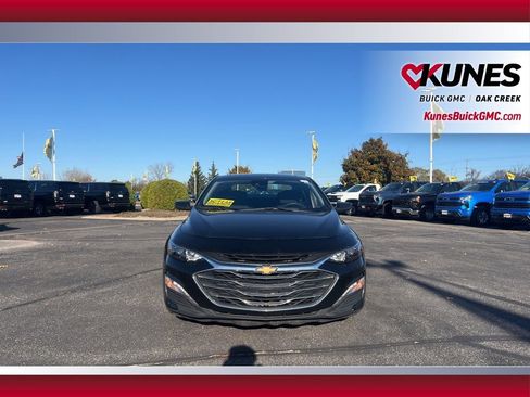 Used 2024 Chevrolet Malibu LT FWD image 3