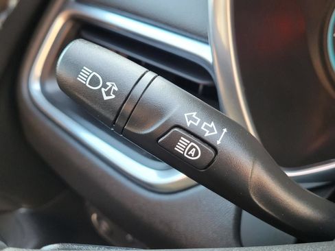 Used 2022 Chevrolet Equinox LT FWD image 34