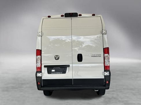 Used 2025 RAM ProMaster 2500 w/ Convenience Group FWD image 29