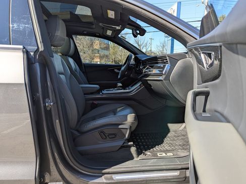 Used 2019 Audi Q8 Premium AWD/4WD image 25