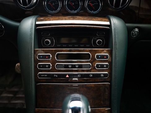 Used 2005 Bentley Arnage T RWD image 29