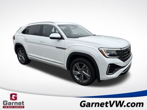 Used 2024 Volkswagen Atlas Cross Sport SEL R-Line image 8