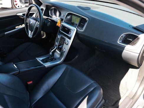 Used 2017 Volvo S60 T5 Inscription AWD/4WD image 18