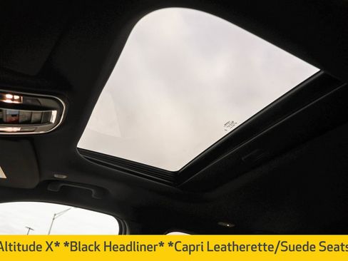 New 2025 Jeep Grand Cherokee L Altitude image 8