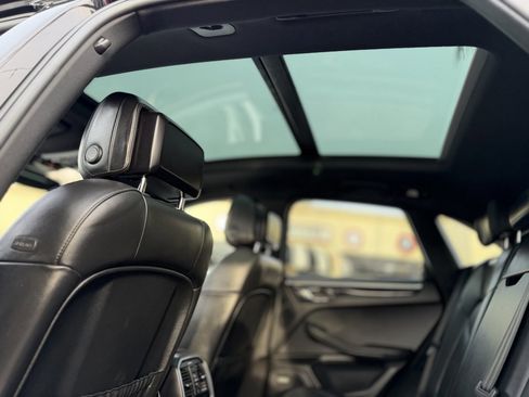 Used 2018 Porsche Macan S image 35