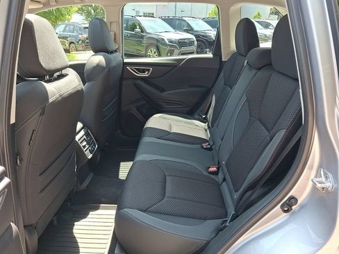 Certified 2023 Subaru Forester Premium AWD/4WD image 11