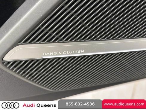 Used 2023 Audi Q5 2.0T Premium Plus w/ Premium Plus Package AWD/4WD image 21