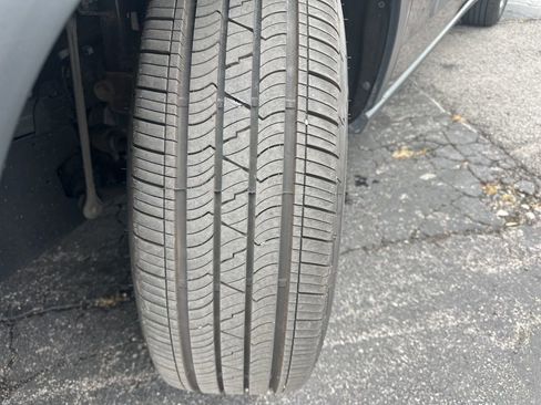 Used 2023 Honda HR-V LX image 34