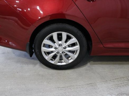 Used 2015 Kia Optima EX image 9