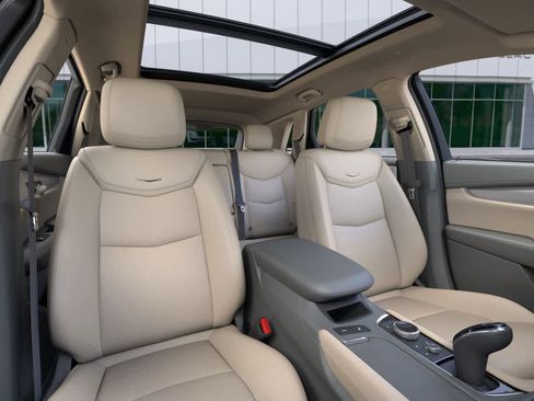 New 2026 Cadillac XT5 Premium Luxury w/ Driver Assist Package image 16