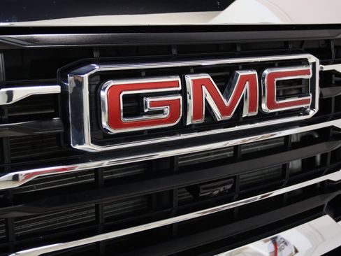 Used 2026 GMC Sierra 3500 SLE w/ SLE Value Package AWD/4WD image 35