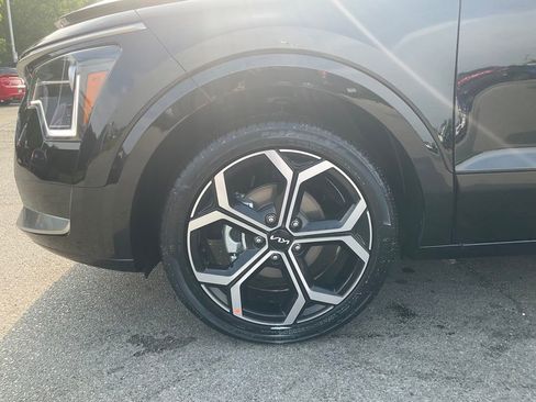 New 2025 Kia Niro EX Touring image 8