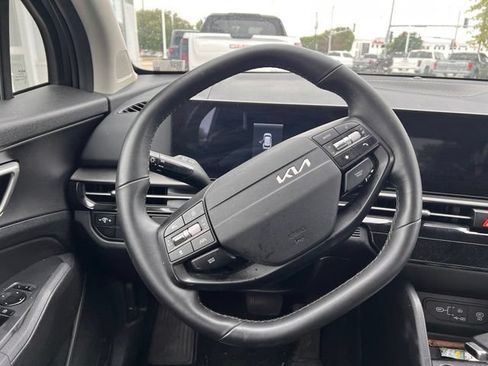 Used 2026 Kia Sportage LX AWD/4WD image 10