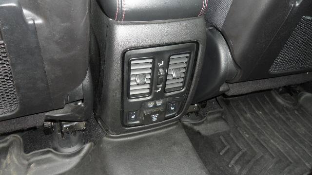 Used 2021 Dodge Durango R/T w/ Blacktop Package AWD/4WD image 18