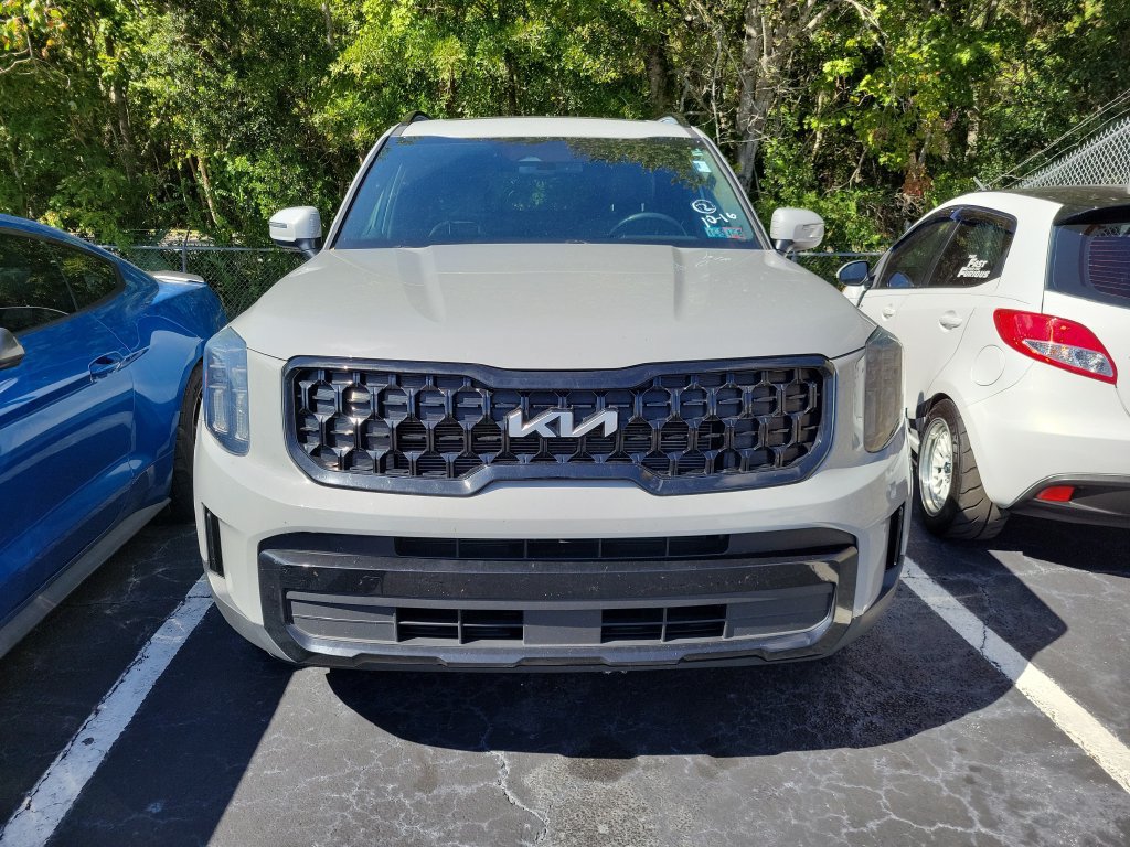Used 2024 Kia Telluride EX X-Line AWD/4WD image 2