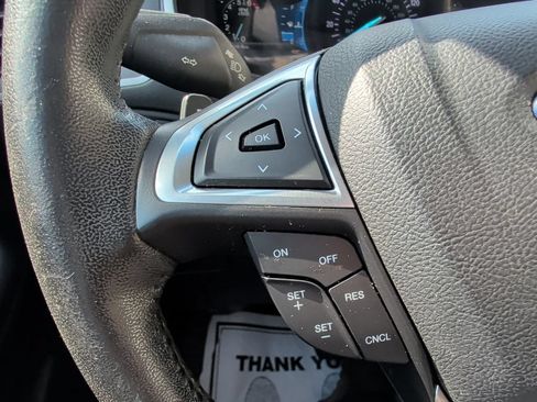 Used 2017 Ford Edge SEL w/ Equipment Group 201A AWD/4WD image 18