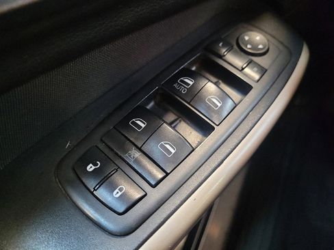 Used 2018 Jeep Cherokee Latitude image 27