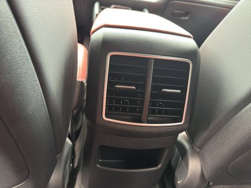 Used 2025 Kia Sportage SX Prestige AWD/4WD image 41