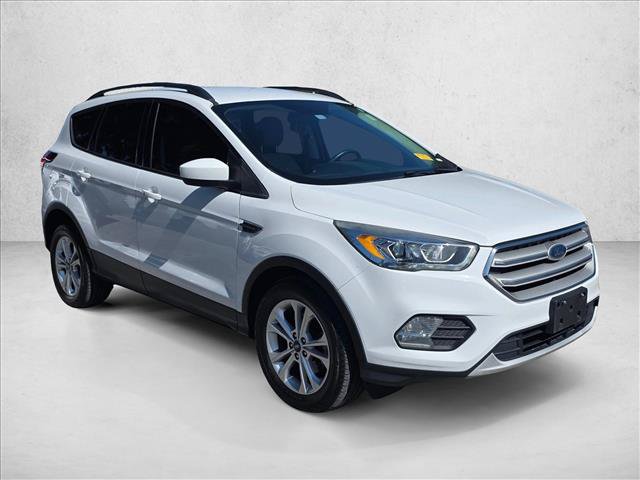 Used 2019 Ford Escape SEL FWD image 3