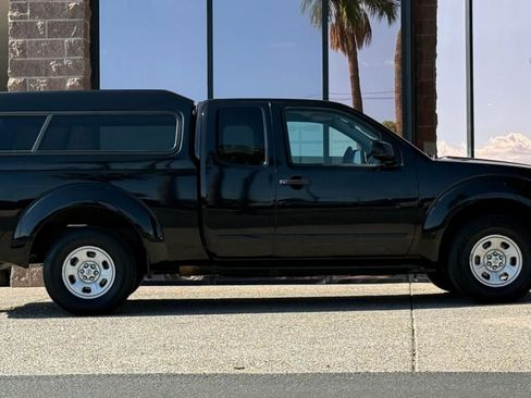 Used 2018 Nissan Frontier S RWD image 15
