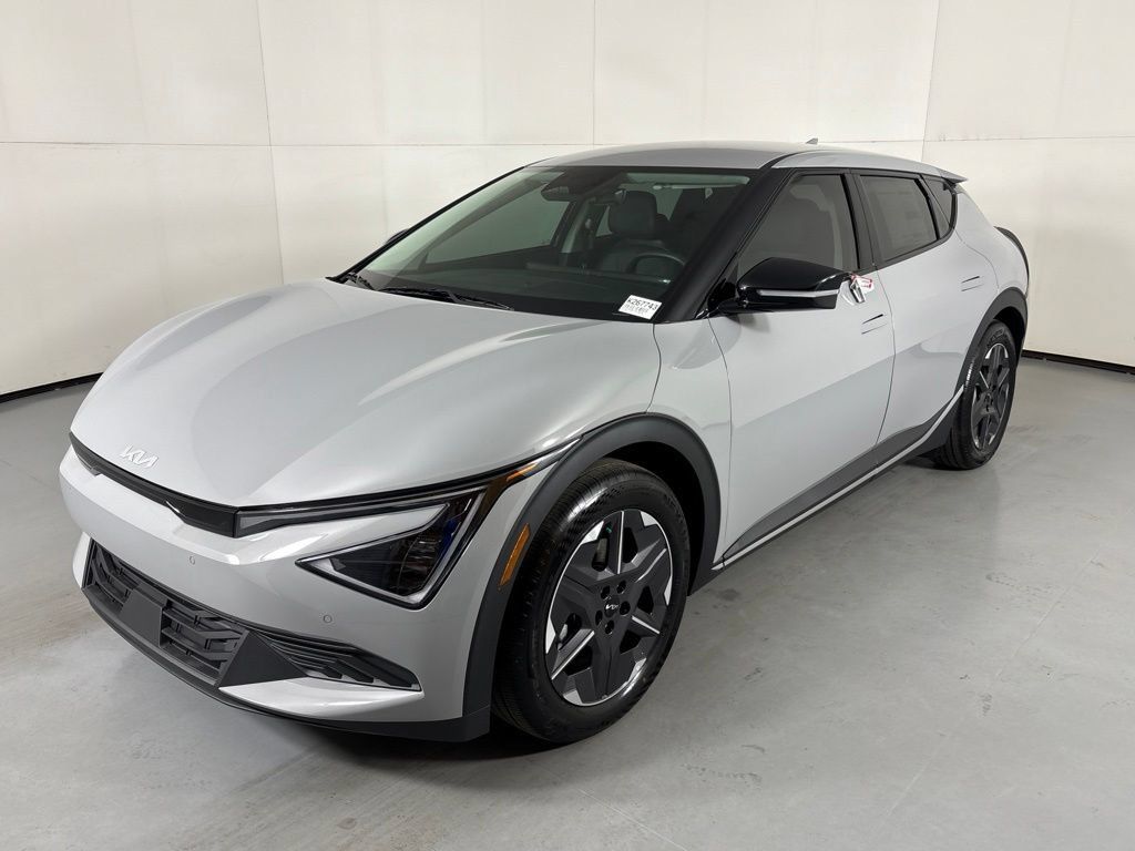 New 2026 Kia EV6 Light RWD image 4