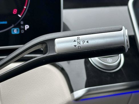 Certified 2024 Mercedes-Benz S 580 4MATIC Sedan image 25