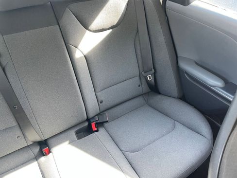 Used 2025 Kia K4 LXS image 35