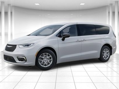 New 2025 Chrysler Pacifica Select
