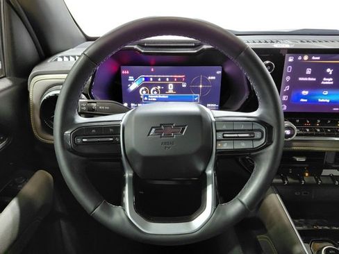 Certified 2024 Chevrolet Colorado ZR2 w/ ZR2 Convenience Package III image 32