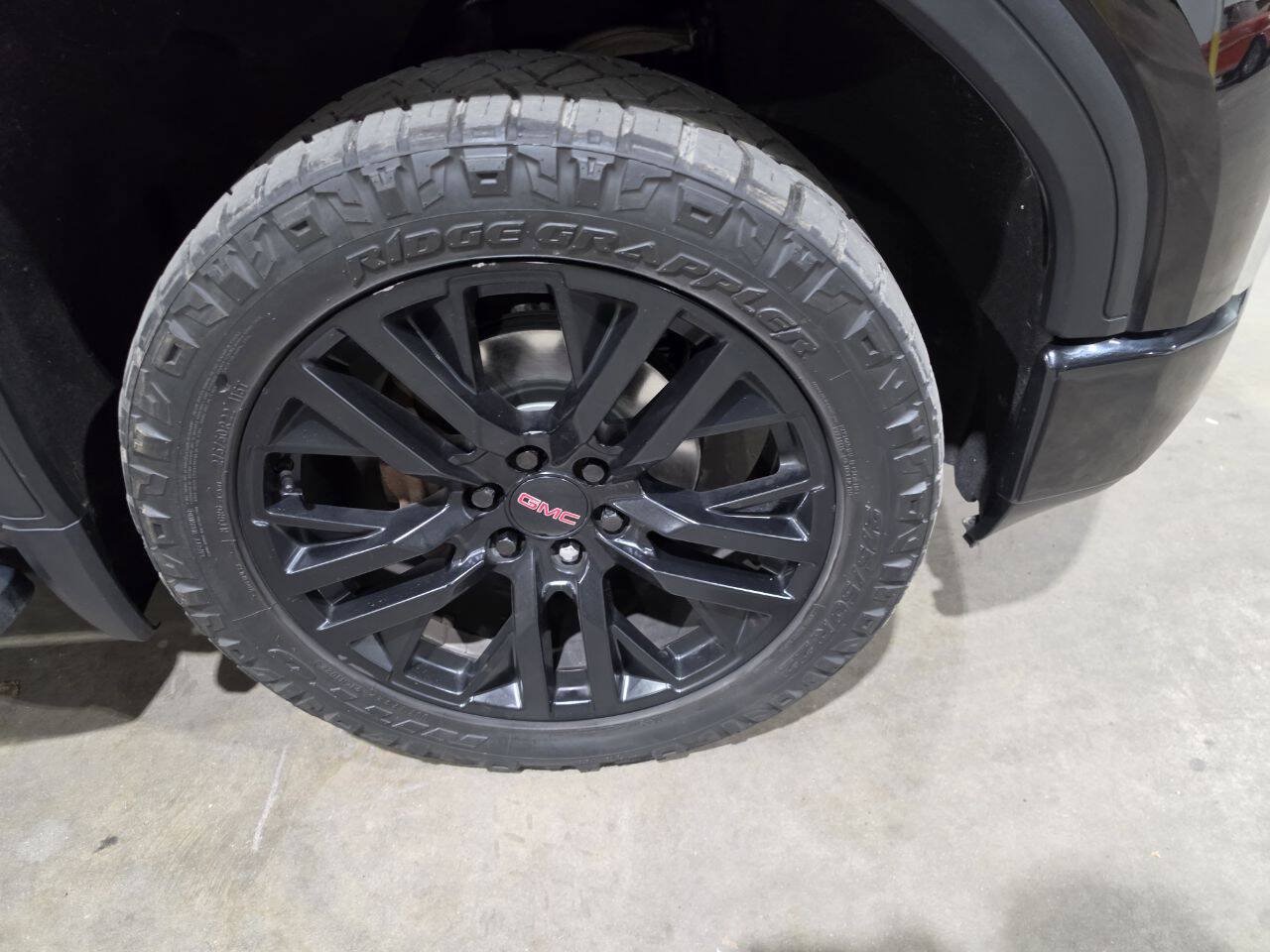 Used 2019 GMC Sierra 1500 Denali w/ Driver Alert Package II AWD/4WD image 24