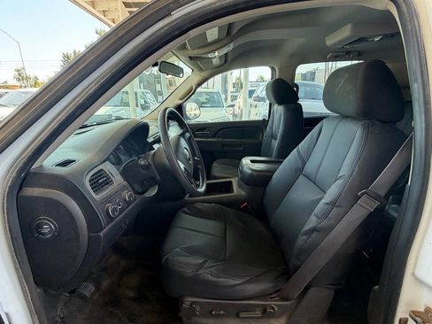 Used 2013 Chevrolet Suburban 2500 w/ Skid Plate Package image 6