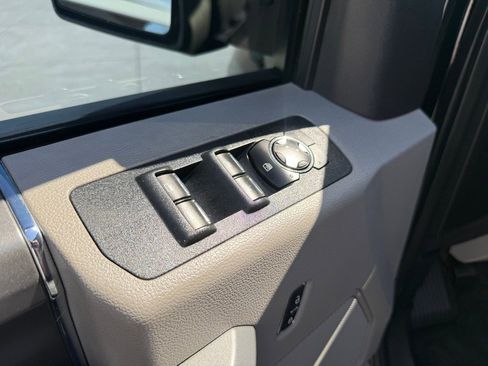 Used 2016 Ford F150 XLT w/ Equipment Group 301A Mid AWD/4WD image 25