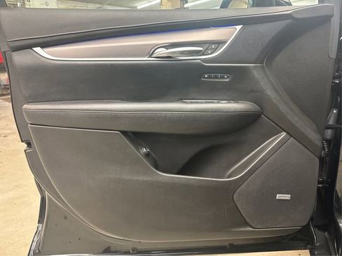 Used 2018 Cadillac XT5 Premium Luxury image 25