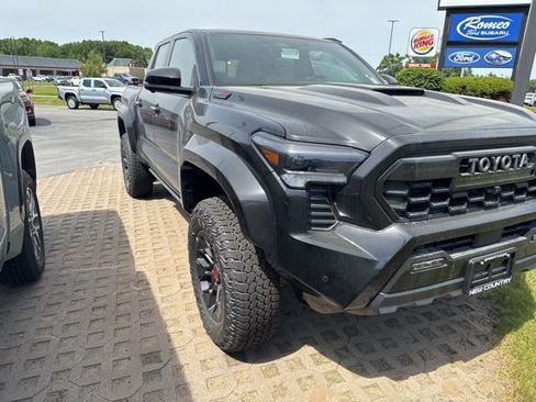 New 2026 Toyota Tacoma TRD Pro AWD/4WD image 3