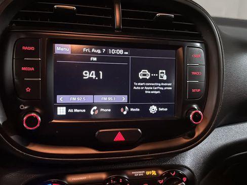 Used 2022 Kia Soul LX FWD image 14