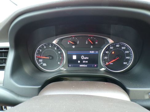 Used 2023 GMC Acadia SLT image 16