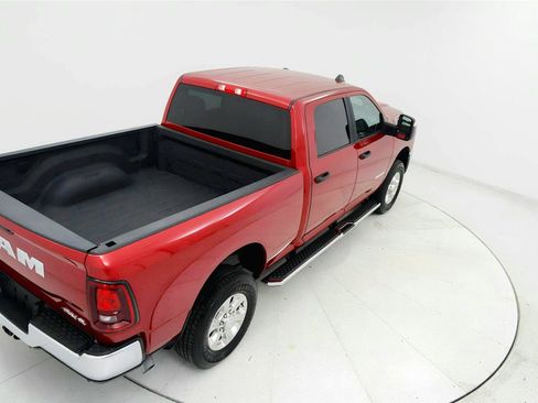 Used 2026 RAM 2500 Big Horn AWD/4WD image 17