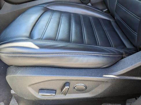 Used 2019 Ford Edge SEL w/ Equipment Group 201A image 14