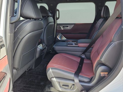 New 2026 INFINITI QX80 Autograph w/ Premium Cargo Package image 21