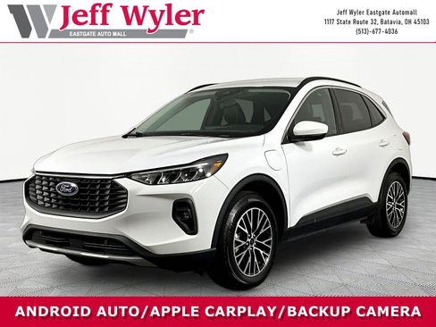 Used 2023 Ford Escape SE FWD image 1