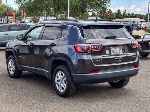 Used 2020 Jeep Compass Sport AWD/4WD image 2