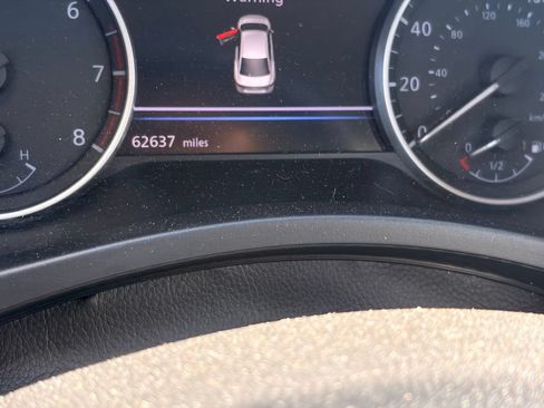 Certified 2024 Nissan Sentra SV FWD image 9