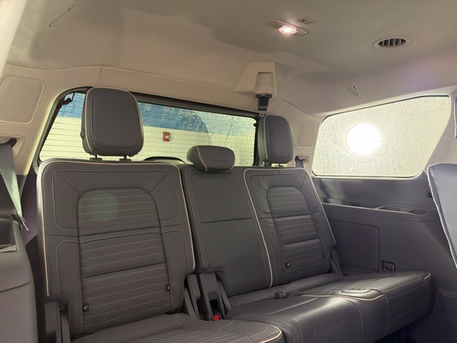 Used 2018 Lincoln Navigator Black Label AWD/4WD image 40