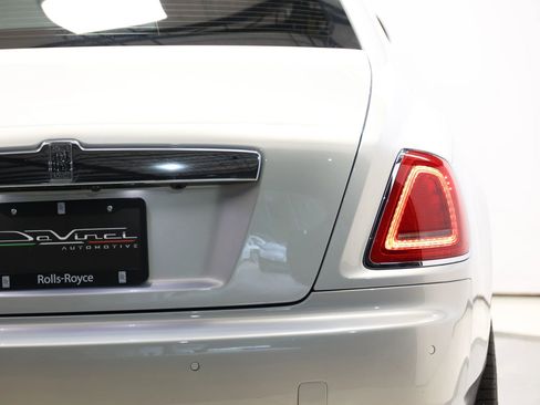 Used 2019 Rolls-Royce Ghost RWD image 90