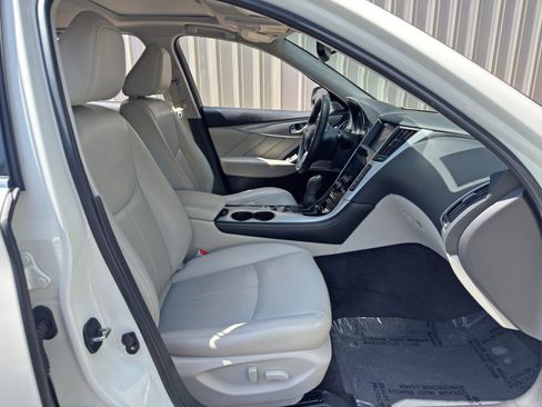 Used 2023 INFINITI Q50 Luxe w/ Cargo Package RWD image 15