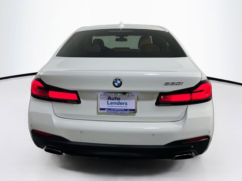 Used 2022 BMW 530i w/ M Sport Package RWD image 6